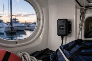 gps tracker for boats